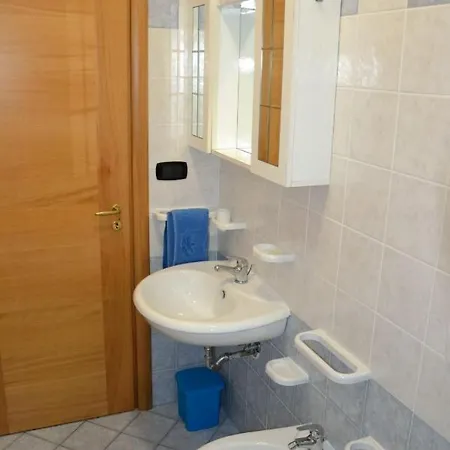 Casapescoluse بيت للعطل *